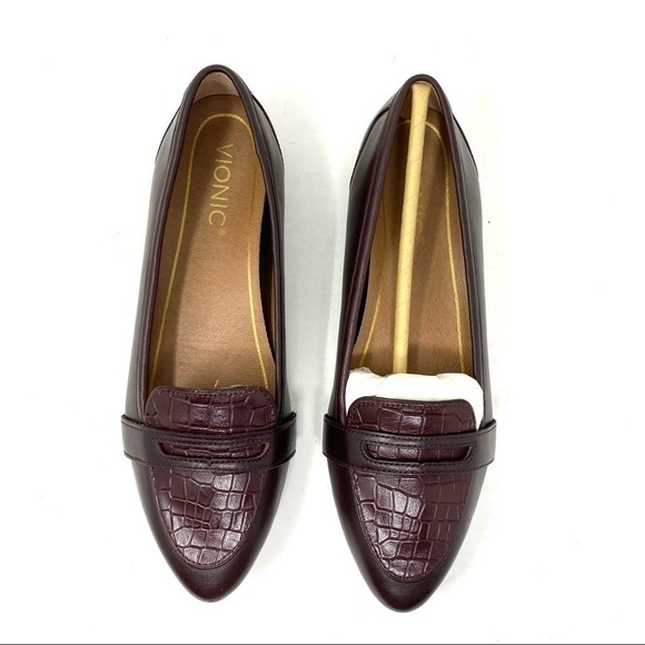 Vionic Gem Savannah point toe leather flats wine - Picture 6 of 12